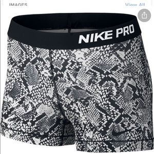 nike pro spandex shorts snake print